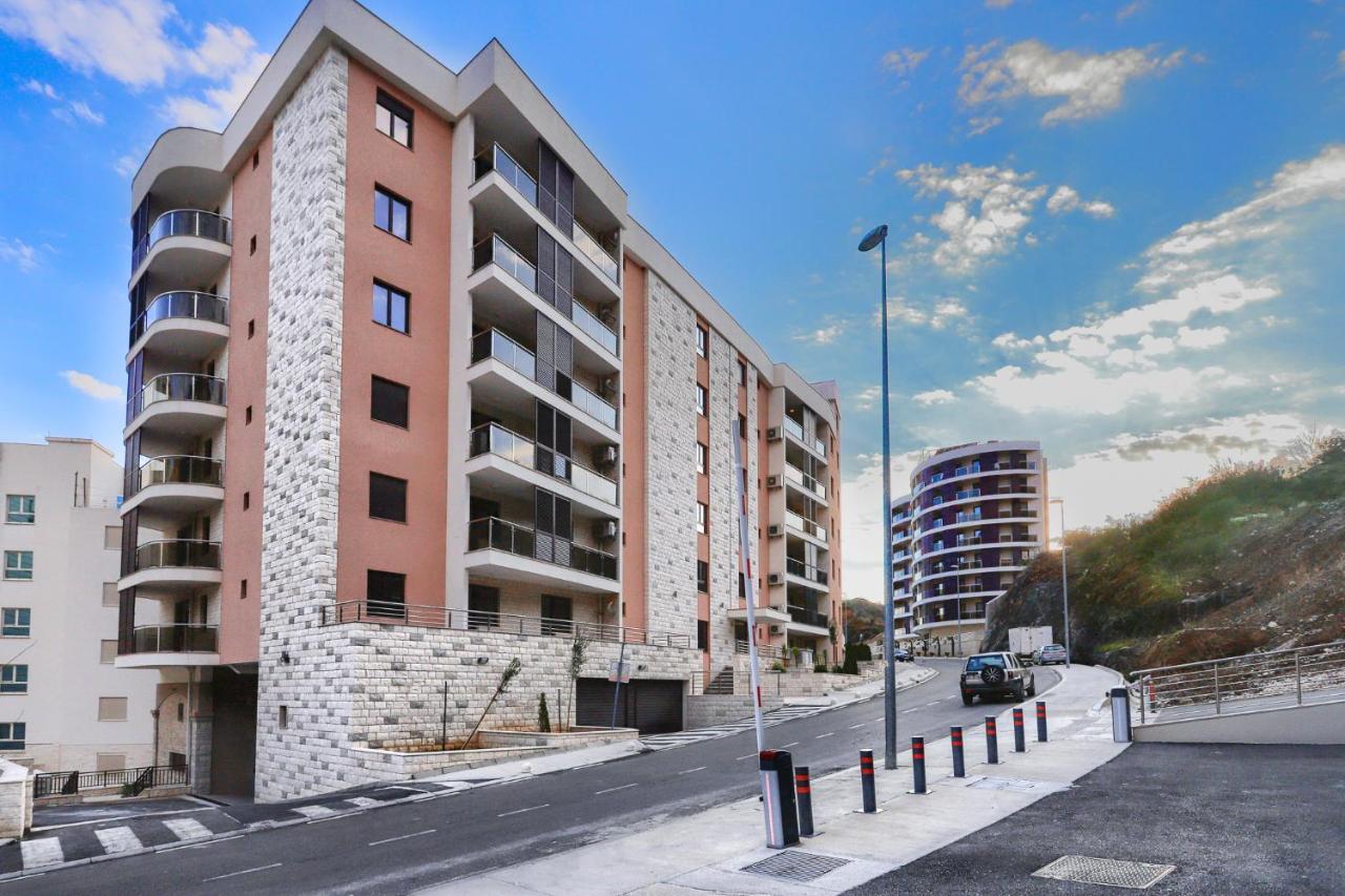Apartment Anatolia - Mina Bečići Exteriör bild